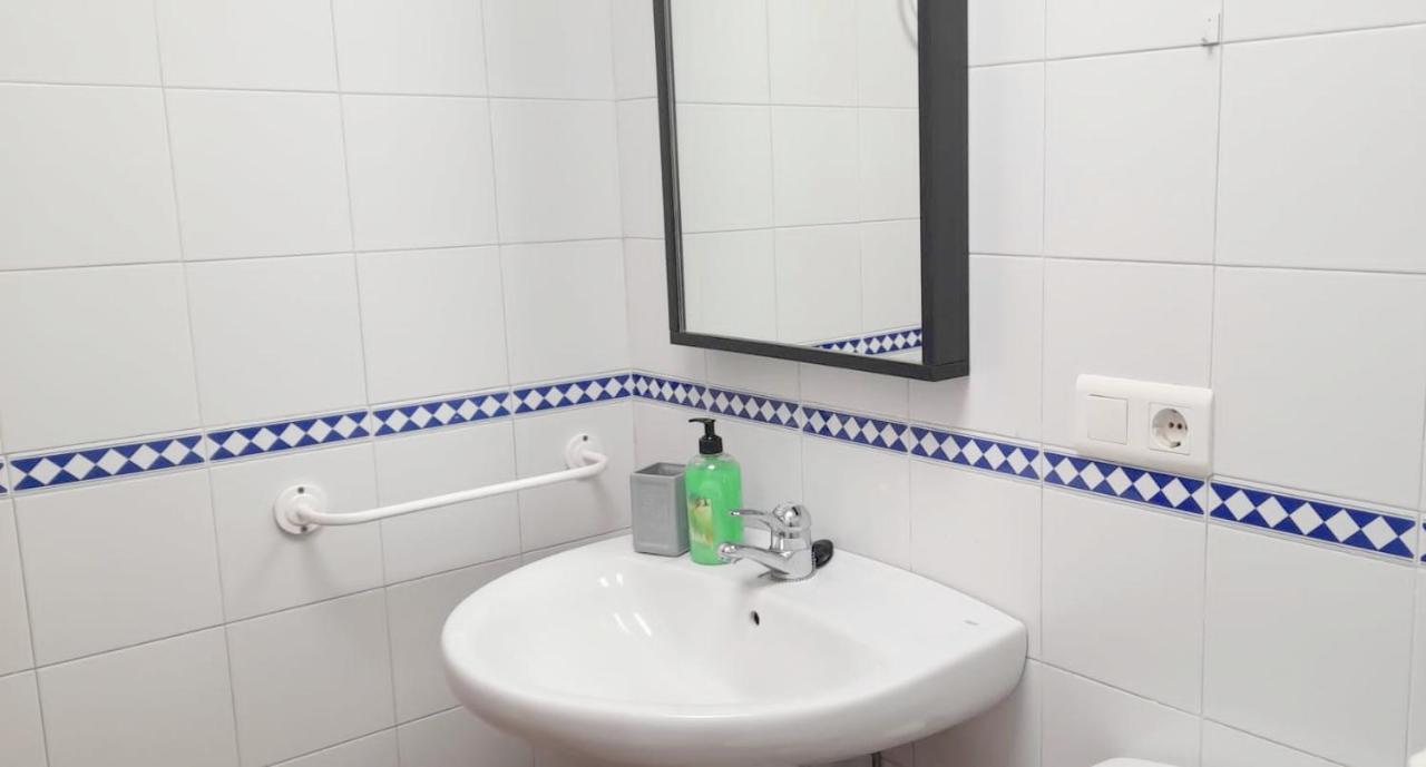 Apartamento Exclusive Triana - Ribera Del Guadalquivir Seville Luaran gambar